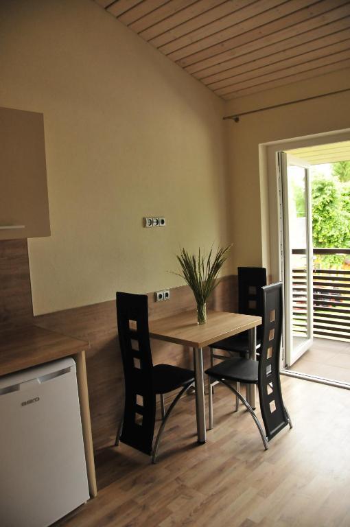 Apartamentai Trys Pusys Šventoji Εξωτερικό φωτογραφία